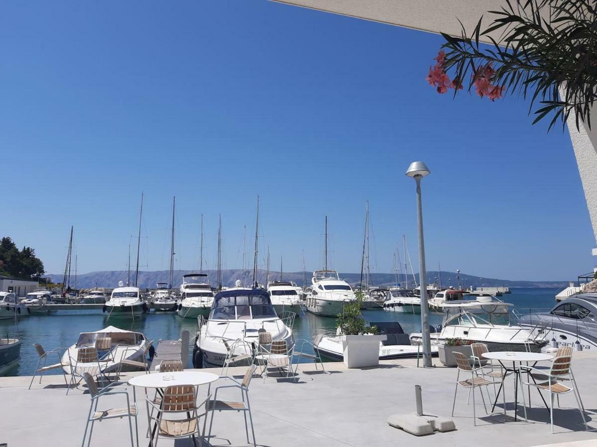 Grabrova Cove Apartment Novi Vinodolski Bagian luar foto